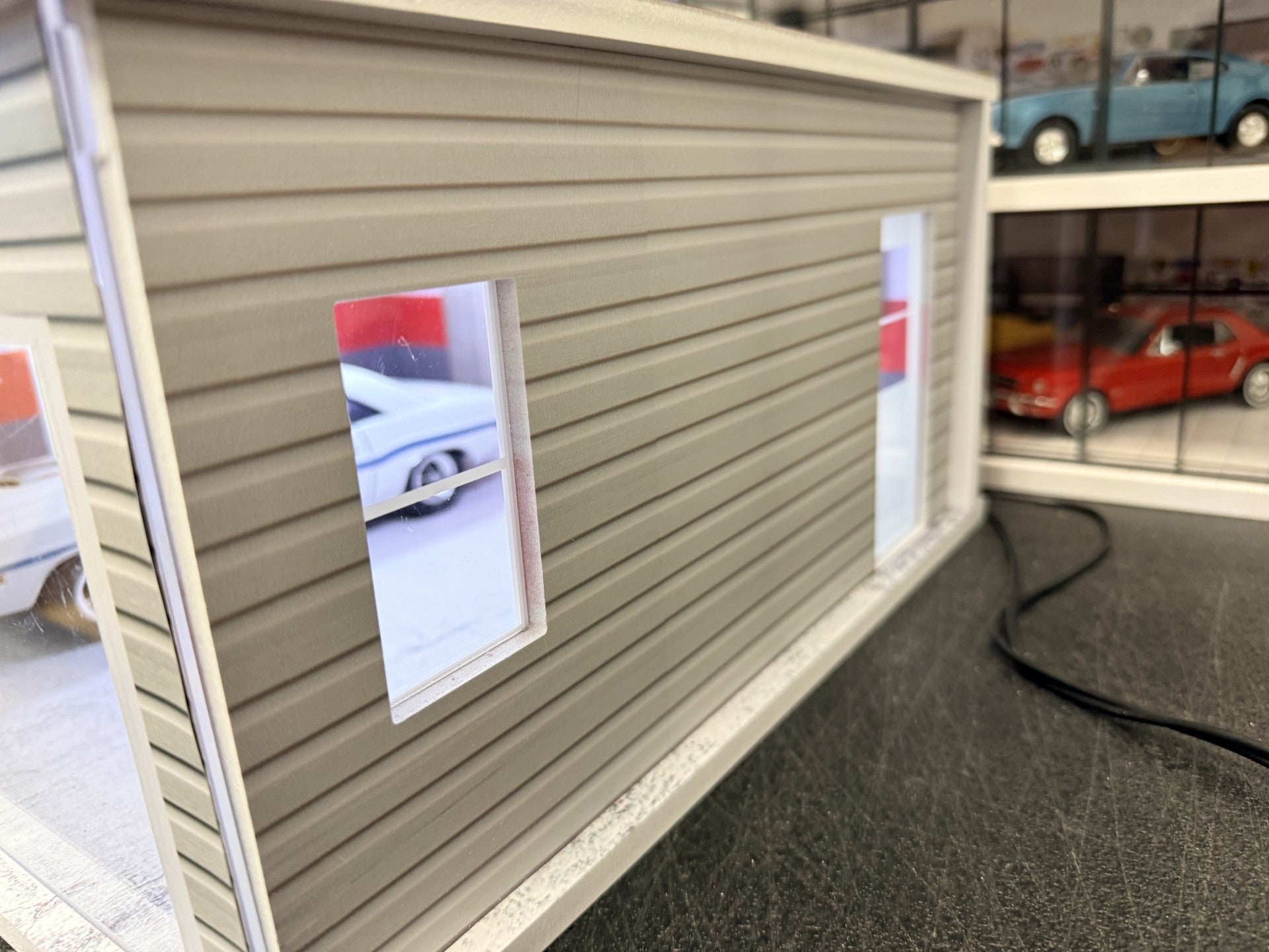 1/18 scale Universal 2 Car Garage
