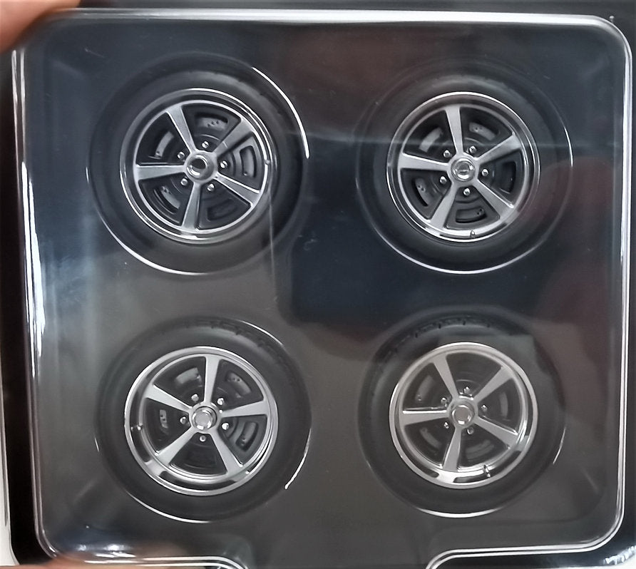YCID 18 inch Mopar/GM/Ford Magnum, SS wheels