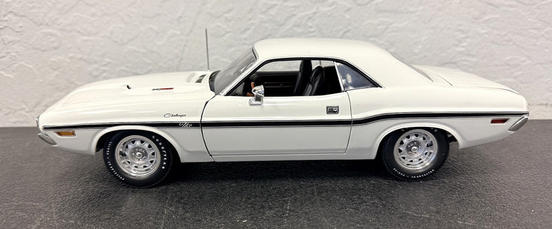 YCID 45b, Coupe, Convertible and Vinyl Top versions