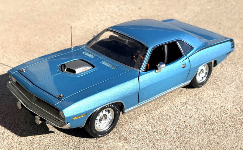 YCID #46, 1970 Cuda, B3 Blue, 440, Six pack, Coupe, Vinyl Top and Convertbiles