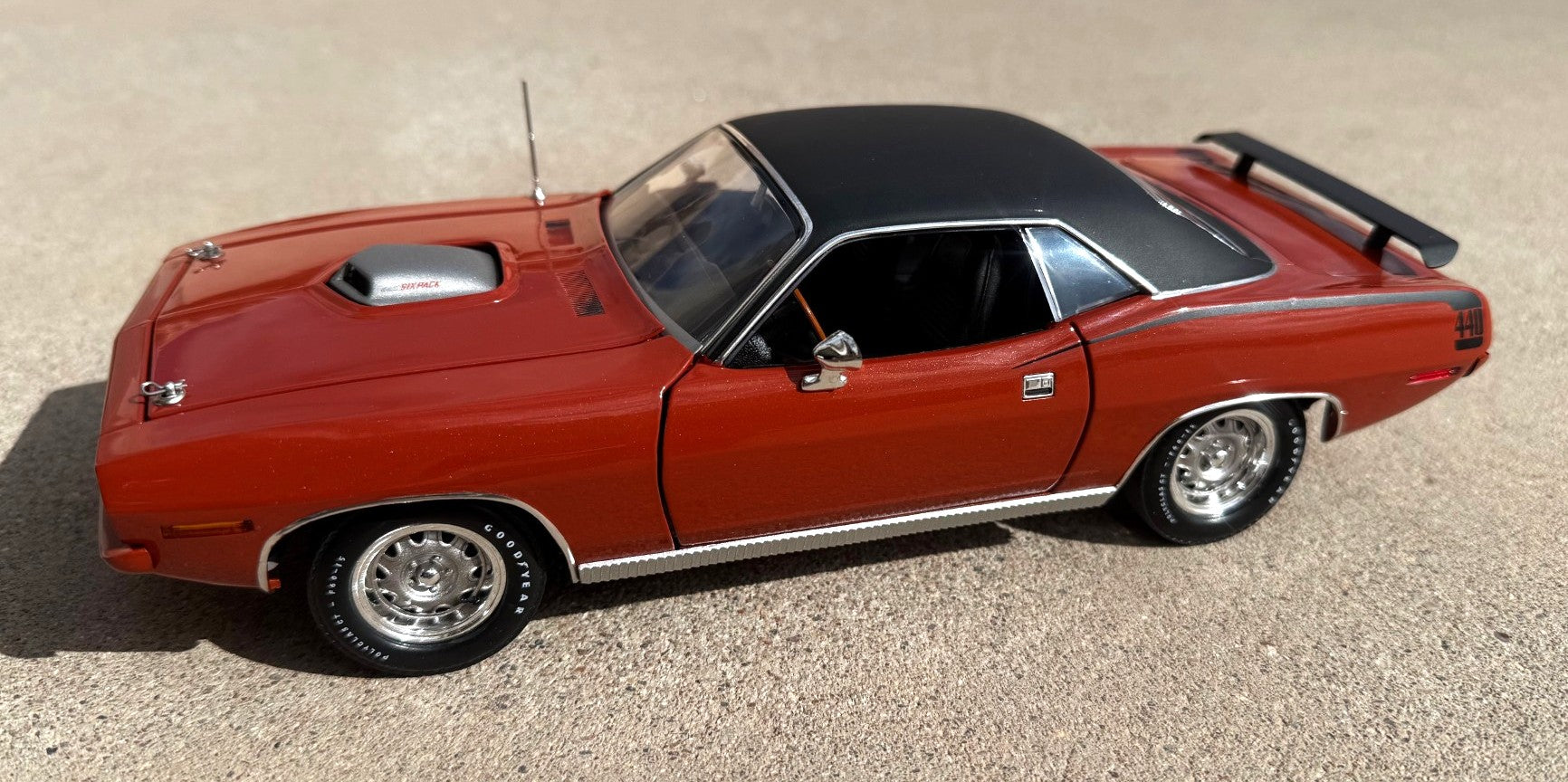 YCID 36, 1970 Cuda 440 Deep Burnt Orange