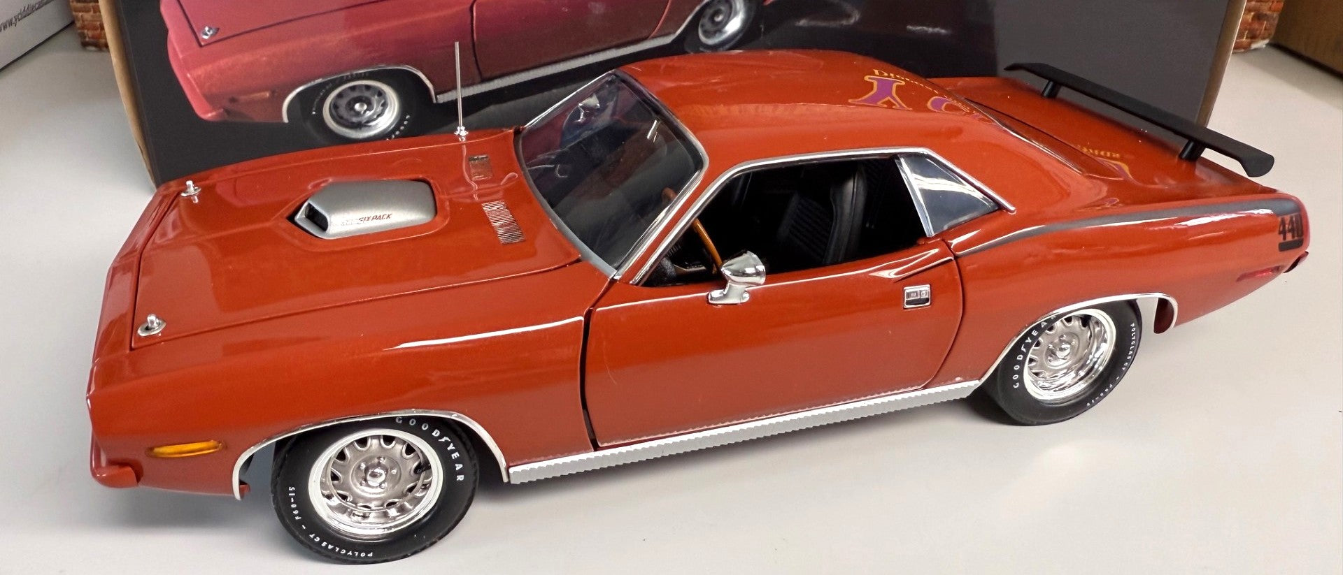 YCID 36, 1970 Cuda 440 Deep Burnt Orange