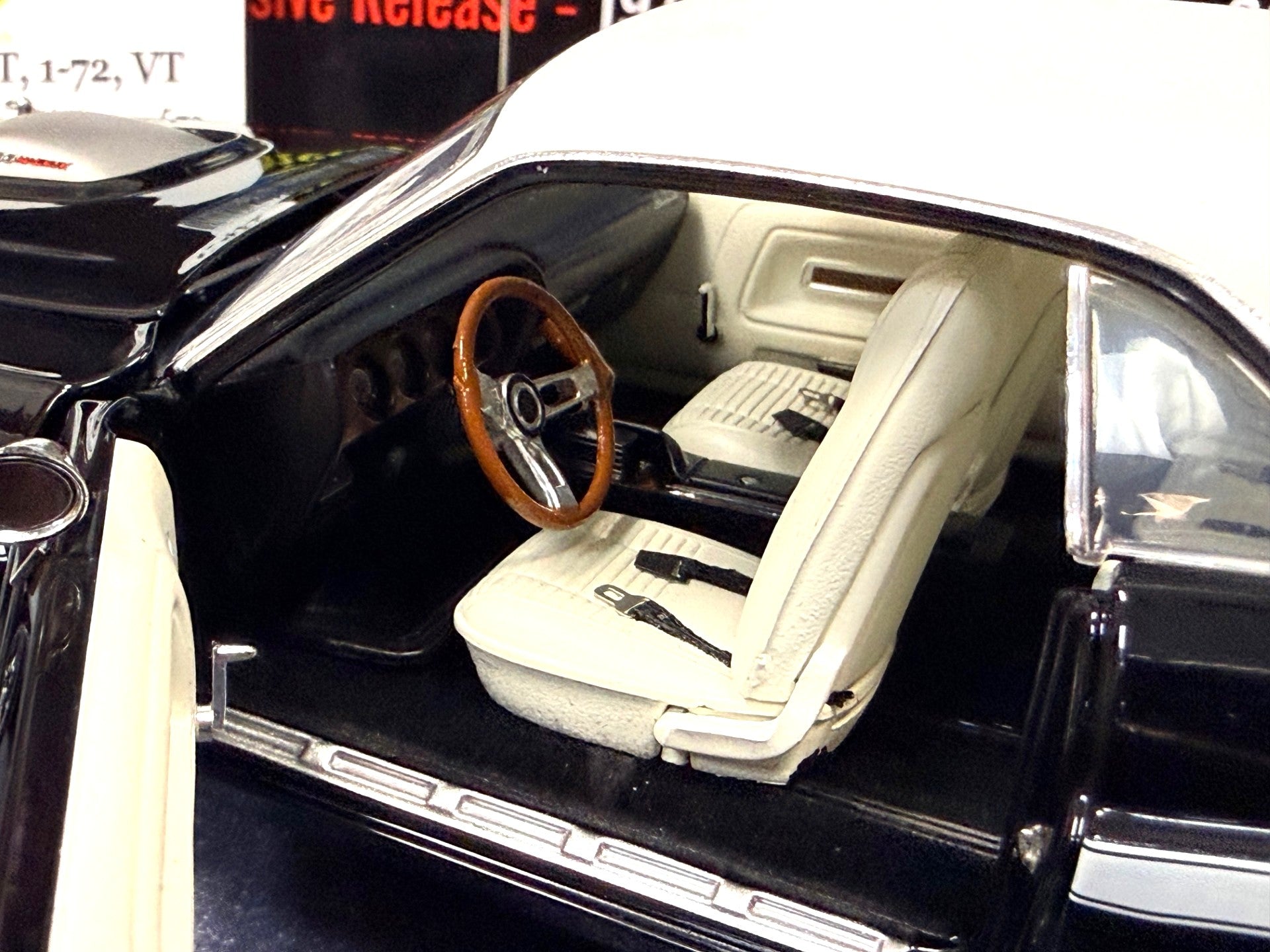 YCID 44, 1970 Dodge Challenger R/T, 383 Shaker – YCID Diecast and