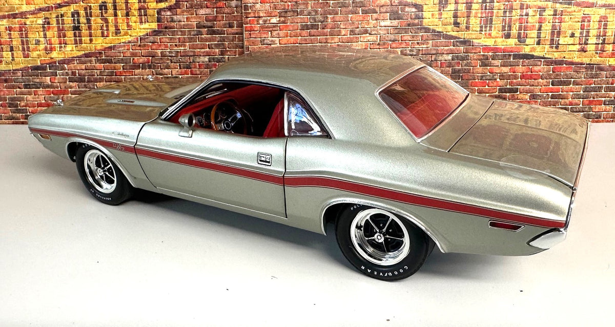 YCID #31, 1970 Dodge Challenger R/T, Silver with Red interior